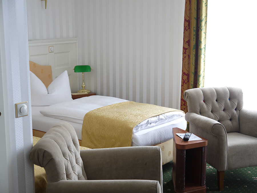 Landhotel Schwarzer Adler Suelzetal Quarto foto